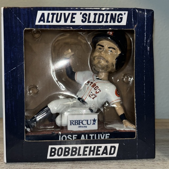 Bobble head of Jose Altuve sliding - Picture 6 of 6